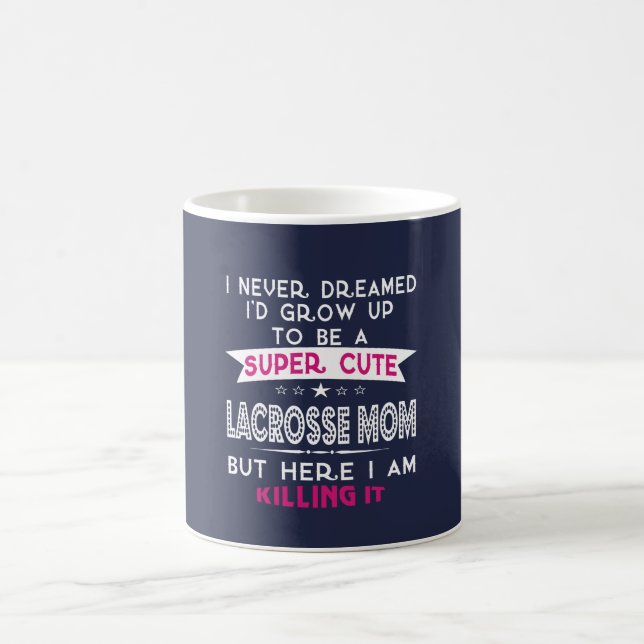 TAZA DE CAFÉ LINDO ESTUPENDO UNA MAMÁ DE LACROSSE (Centro)