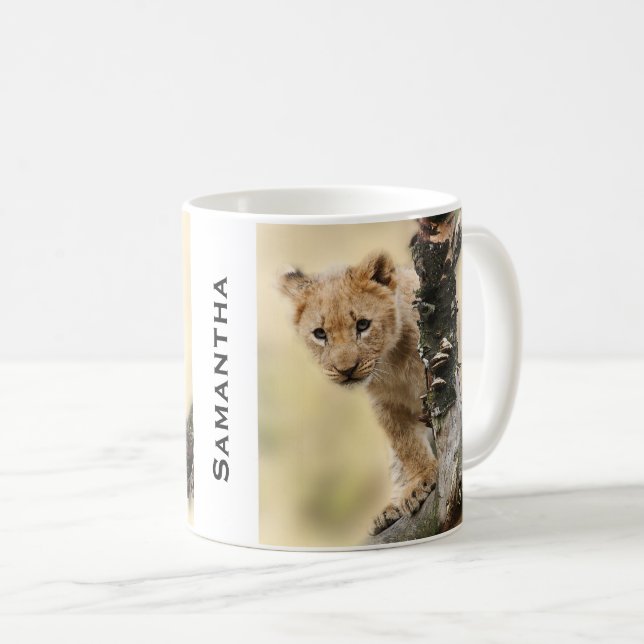 Taza De Café Lion Cub CLimbing Tree Personalised Photo (Anverso derecho)