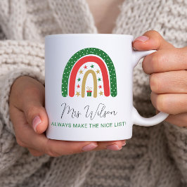 Taza De Café Lista agradable de profesores de Navidad Arcoíris