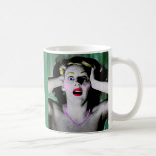 Taza De Café Liz está horrorizada y aterrorizada