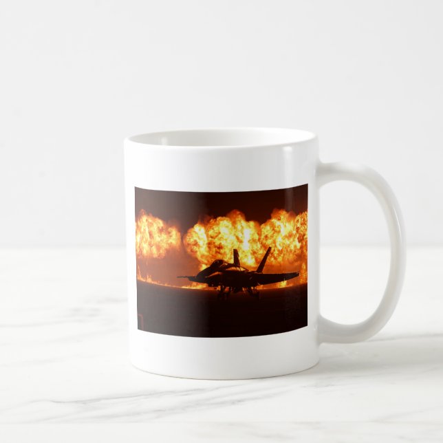 Taza De Café Llamas de caza a reacción (Derecha)