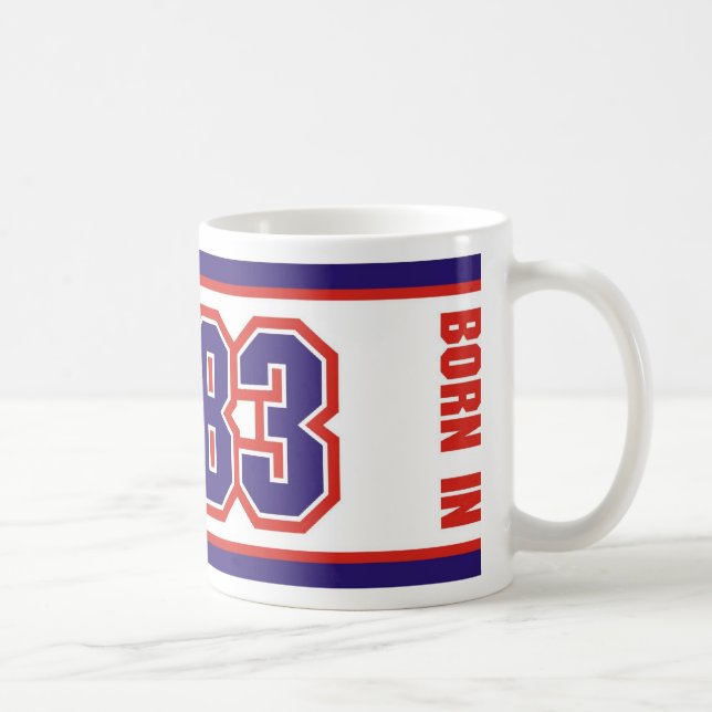Taza De Café Llevado en 1983 (Derecha)