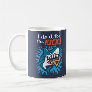Taza De Café Lo hago por las patadas Tiburón
