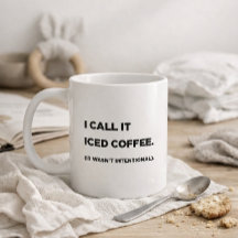 "Lo llamo café con hielo." Mamá divertida
