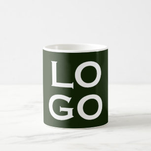 Taza De Café Logotipo personalizado o imagen sobre verde bosque