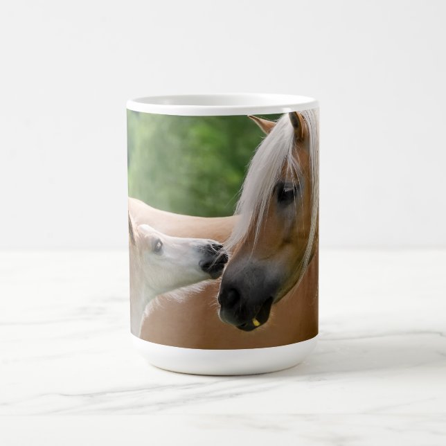 Taza De Café Los caballos de Haflinger paren y yegua que (Centro)
