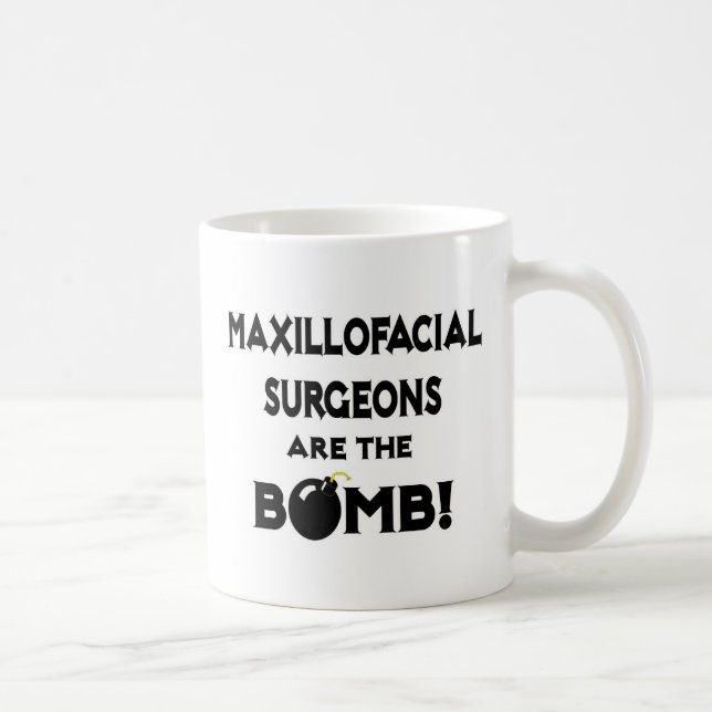 Taza De Café ¡Los Cirujanos Maxillofaciales Son La Bomba! (Derecha)