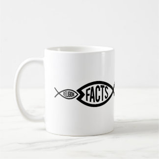 TAZA DE CAFÉ LOS HECHOS SON MAYORES QUE LA RELIGIÓN