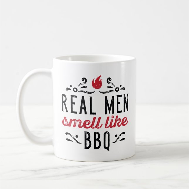 Taza De Café Los hombres reales huelen como barbacoas (Izquierda)