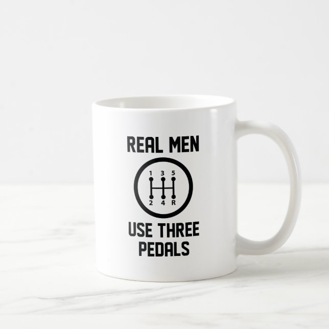 Taza De Café Los Hombres Reales Usan Tres Pedales (Derecha)