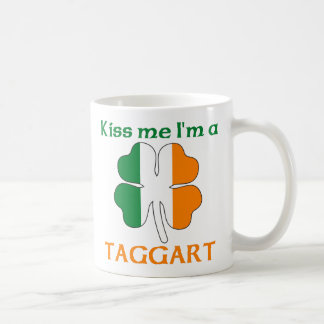 Taza De Café Los irlandeses personalizados me besan que soy