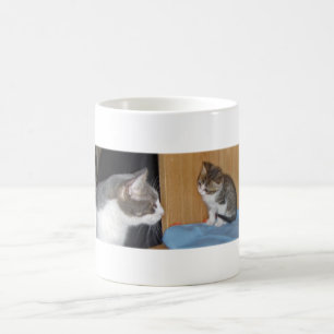 Taza De Café Los jóvenes y el viejo