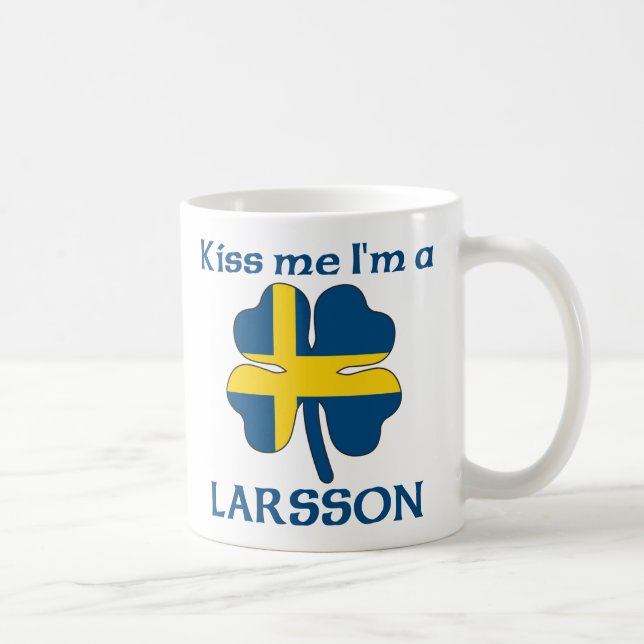 Taza De Café Los suecos personalizados me besan que soy Larsson (Derecha)