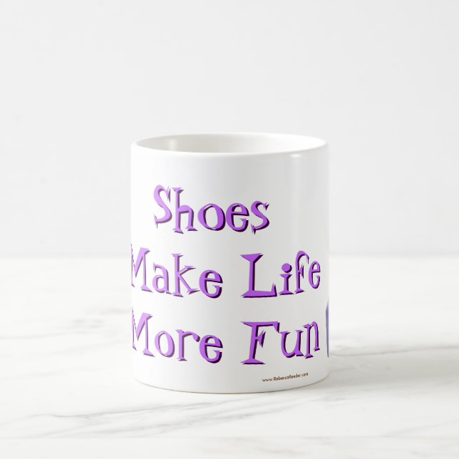 Taza De Café Los zapatos se ríen vida más - púrpura (Centro)