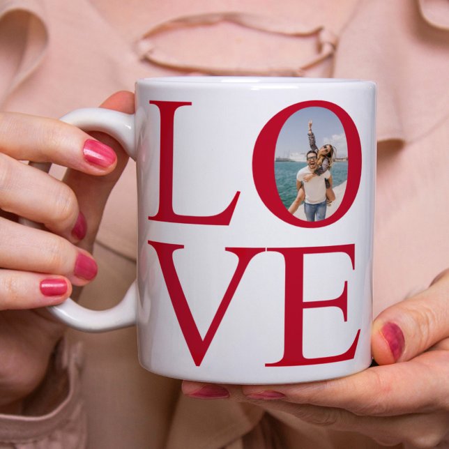 Taza De Café Love Photo Red (LOVE typography mug with a photo in the O. Perfect for as a 
Valentine's Day or Christmas gift.)