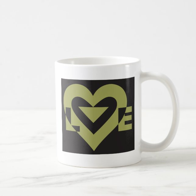 Taza De Café Love Sage Green sobre el negro (Derecha)
