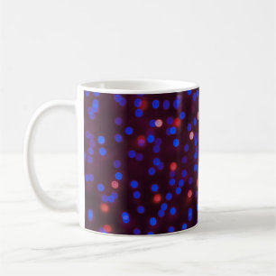 Taza De Café Luces de navidad, fondo festivo, borroso.