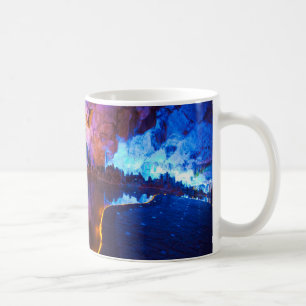 Taza De Café Luces en la cueva de la flauta de caña, China