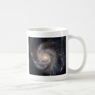 Taza De Café M101 la galaxia del molinillo de viento (NGC 4547)