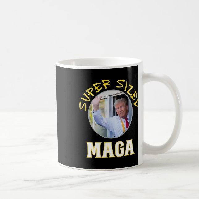 Taza De Café Mac Daddy Trump Vance 2024 hace fritos franceses (Derecha)