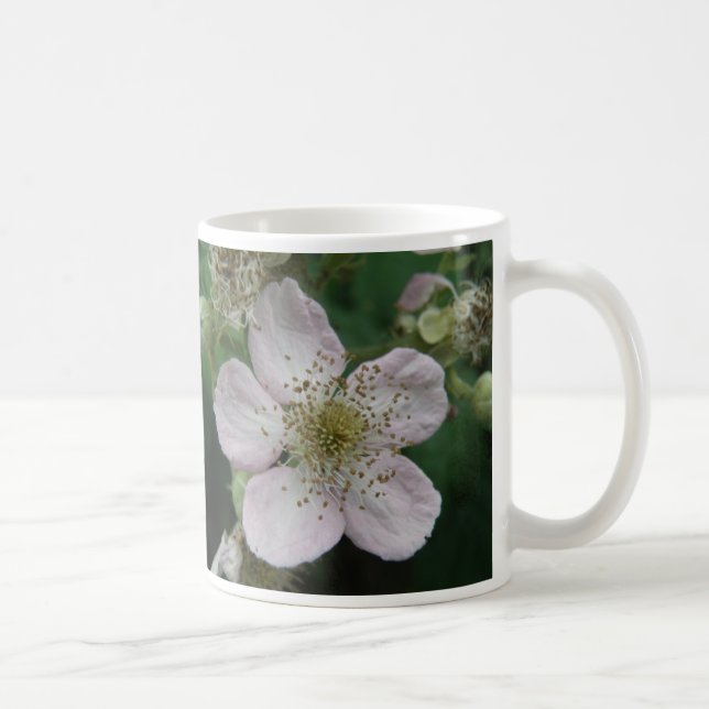 Taza De Café Macro Mug de la flor de Blackberry (Derecha)
