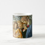 Taza De Café Madonna Adorando al niño con 5 ángeles Botticelli<br><div class="desc">Madonna Adoring the Child with Five Angels (c.1485-1490) de Sandro Botticelli es una pintura de retrato religioso de arte fino del Renacimiento. La Virgen María Magdalena rezando por el bebé Jesucristo con cinco ángeles. Sobre el artista: Sandro Botticelli (1445-1510) fue pintor italiano de la escuela florentina durante el Renacimiento Temprano....</div>