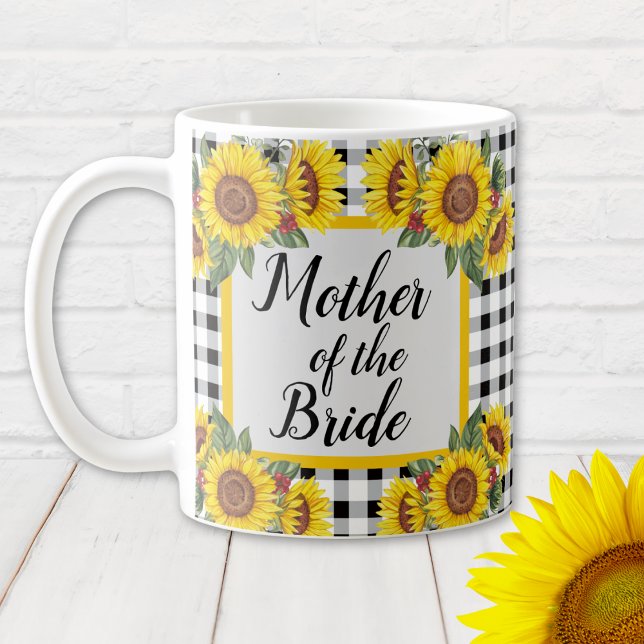 Taza De Café Madre de novia personalizada Gingham Sunflowers (Mother of the Bride personalized Sunflowers and Gingham Bridal Shower Gift Mug)
