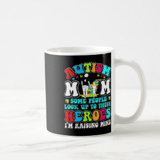 Taza De Café Madre del autismo criando conciencia de autismo de
