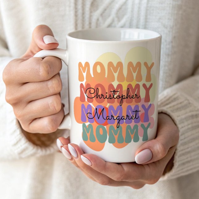 Taza De Café Mamá moderna nombra regalo del Día de la Madre (Subido por el creador)