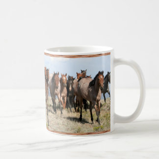 Taza De Café Manada de frente de caballos