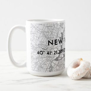 Taza De Café Mapa de Nueva York en blanco y negro con coordenad