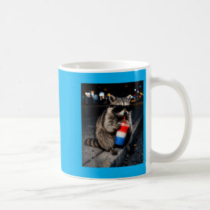Taza De Café Mapache del 4 de julio bebiendo Slushie Patriótico