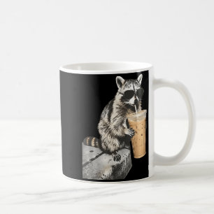 Taza De Café Mapache divertido bebiendo café helado meme de ani