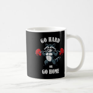 Taza De Café Mapache haciendo ejercicio levantando pesas hacien