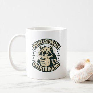 Taza De Café Mapache Retro Divertido Que Piensa Excesivamente D