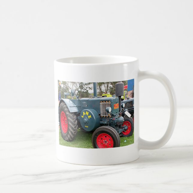 Taza De Café Maquinaria agrícola vieja del tractor del bulldog (Derecha)