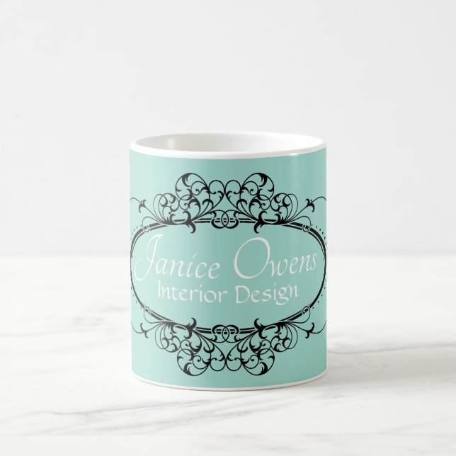 Taza De Café Marco personalizado con volutas elegantes (Centro)