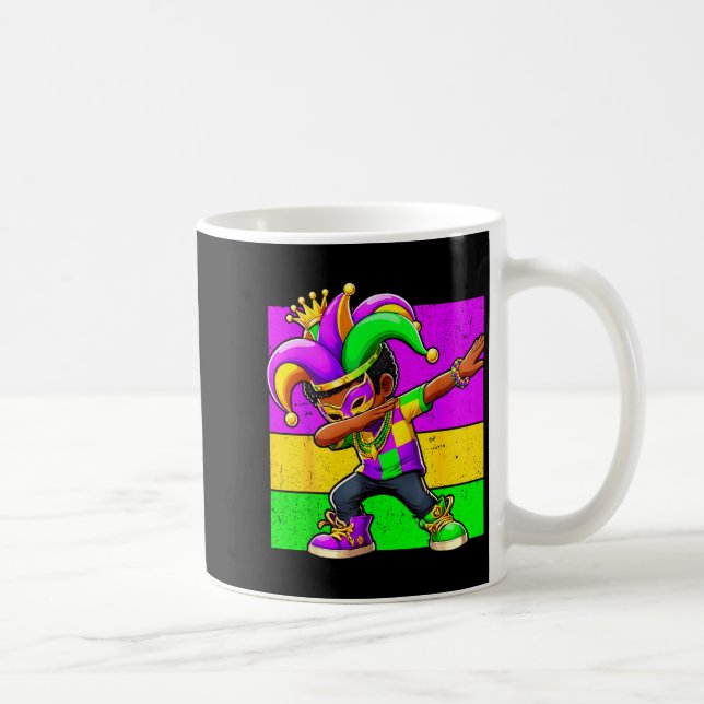 Taza De Café Mardi Gras Funny Dabbing Black Boy Jester Hat Kid  (Derecha)
