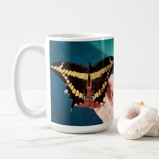 Taza De Café Mariposa de cola cruda amarilla gigante (Con donut)