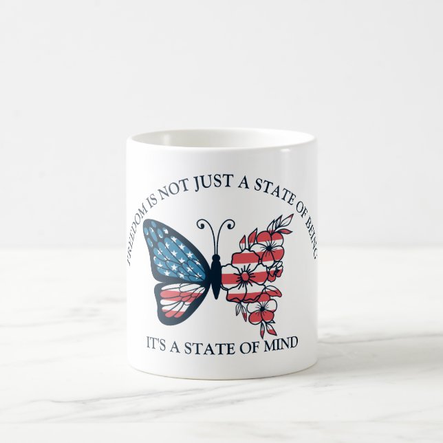 Taza De Café Mariposa del 4 de Julio (Centro)