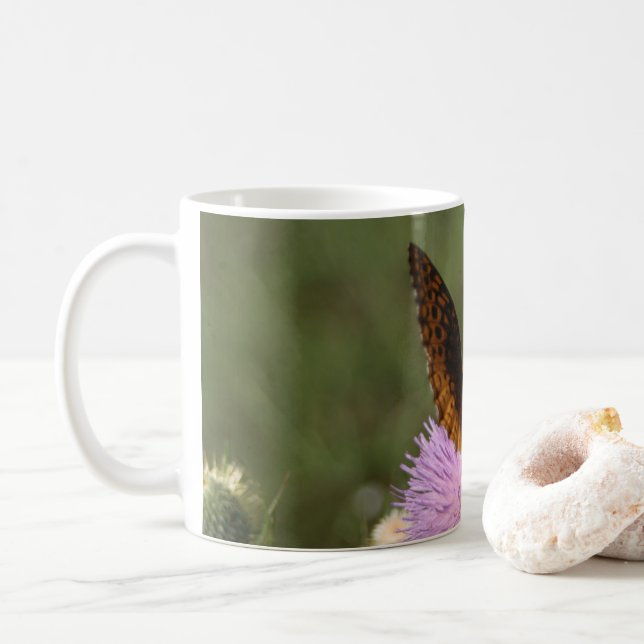 Taza De Café Mariposa en un cardo (Con donut)