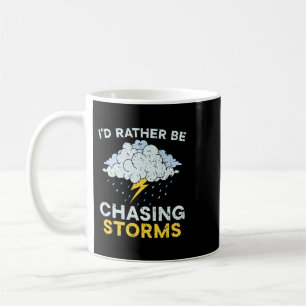 Taza De Café Más Bien Estar Persiguiendo A Meteorólogo De Torme
