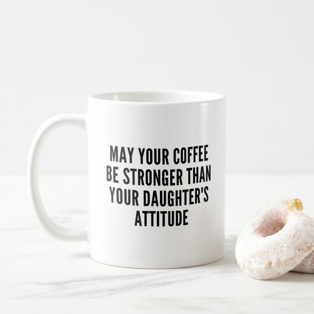 Taza De Café Más fuerte que la actitud graciosa del café de la  (Con donut)