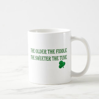 TAZA DE CAFÉ MÁS VIEJO ES EL VIOLÍN