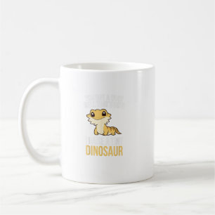 Taza De Café Mascota Dragón Con Barba Levanto Un Pequeño Dinosa