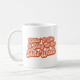 TAZA DE CAFÉ MATAR COMO UN BARRIO EN EL CAMINO LATERAL