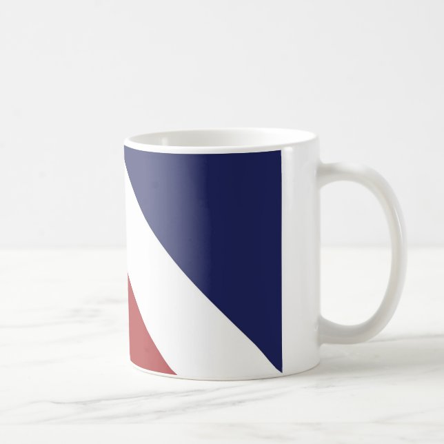 Taza de café máxima roja de la bandera