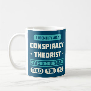 Taza De Café Me Identifico Como Un Divertido Teórico De La Cons