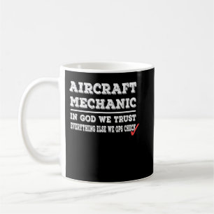 Taza De Café Mecánico De Aeronaves En Dios Confiamos