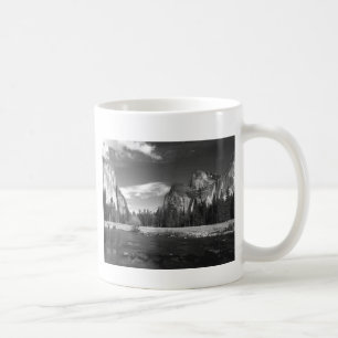 Taza De Café Media bóveda B&W de Yosemite Ca
